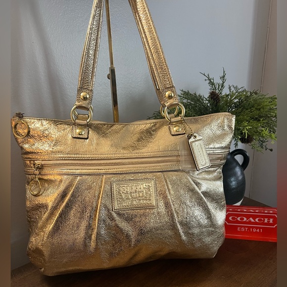 Coach Gold Poppy Tote - Picture 1 of 12